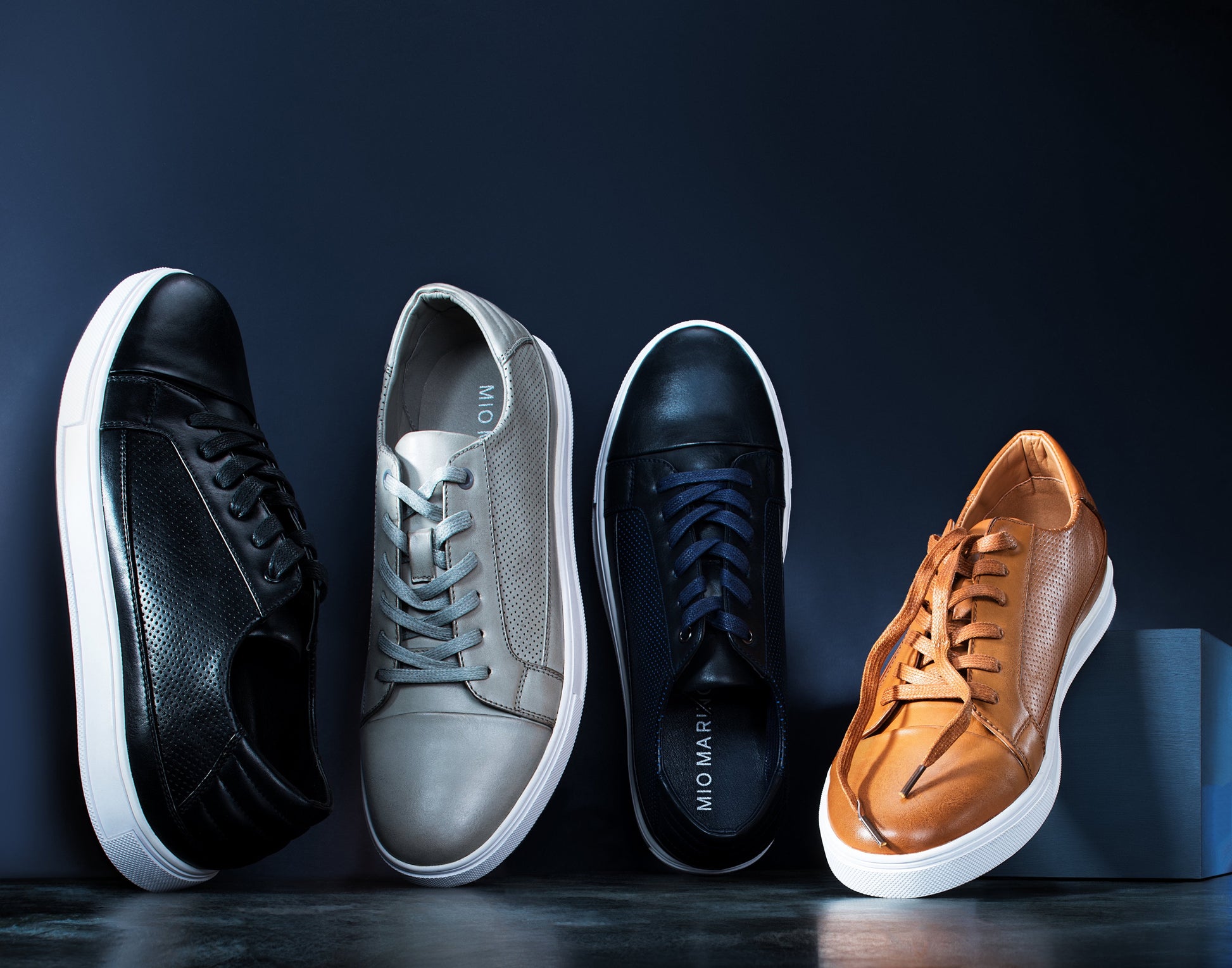 Men’S Modern Performance Sneakers